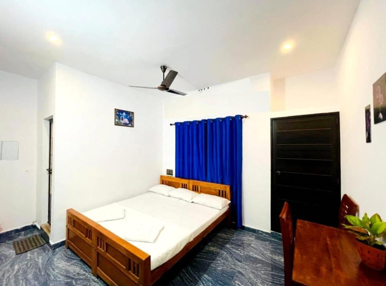 Raelyn'S Homestay Kochi Bilik gambar